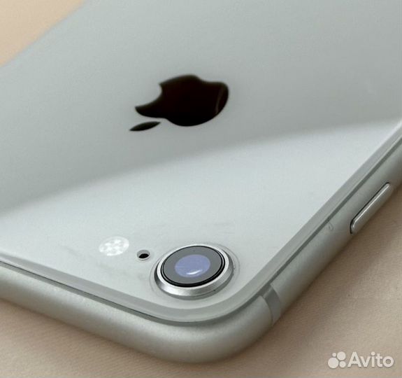 iPhone 8, 128 ГБ