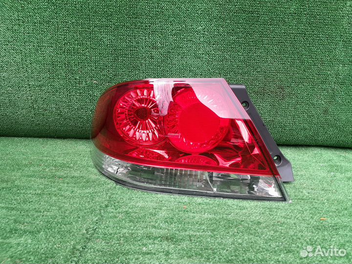Фонарь задний левый Mitsubishi Lancer 9