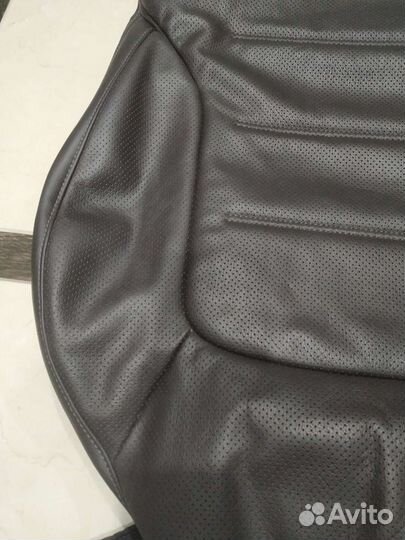 Обивка спинки водительского сидения Touareg