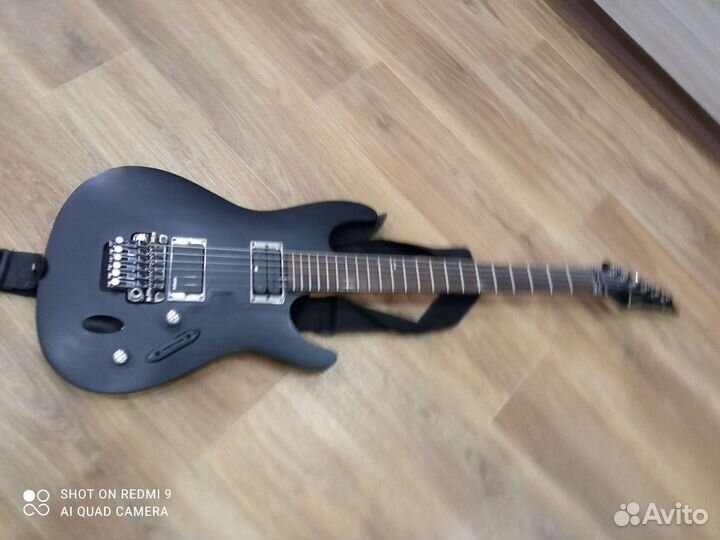 Гитара Ibanez s320