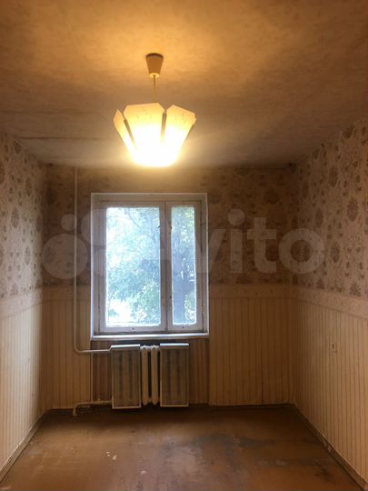 2-к. квартира, 45 м², 1/9 эт.