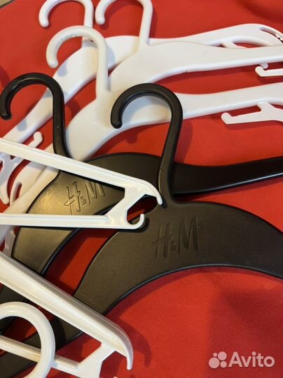 Вешалки детские hm mothercare пластик