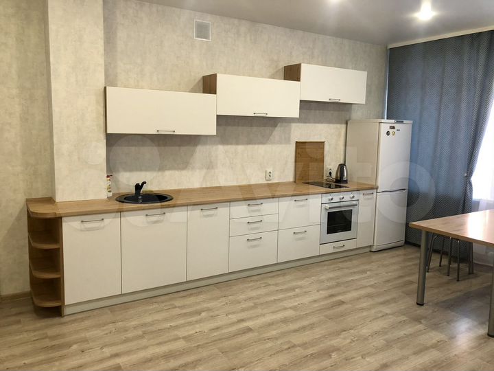 2-к. квартира, 57,6 м², 2/4 эт.