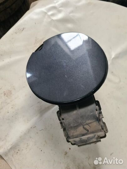 Лючок топливного бака Renault Fluence седан M4R