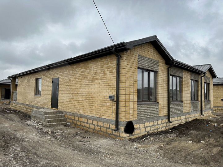 Коттедж 105 м² на участке 3 сот.