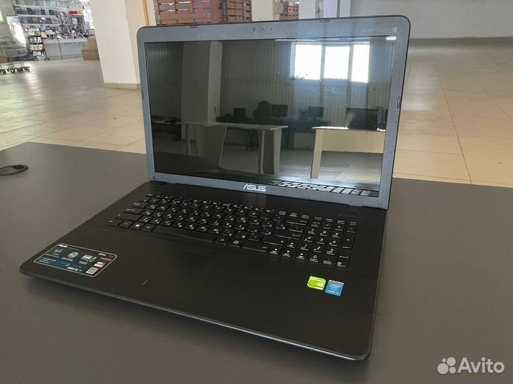 Ноутбук i5 - 5200U COU /8GB/ nvidia geforce 820M