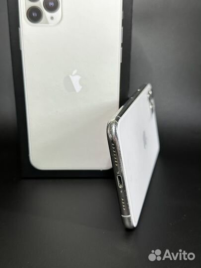 iPhone 11 Pro Max, 64 ГБ