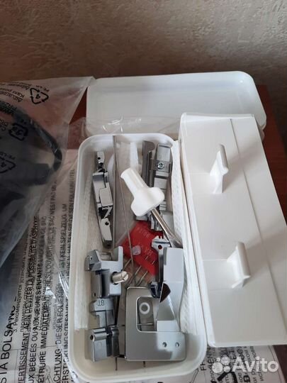 Новый оверлок Leader VS 340D (Швейная машина)