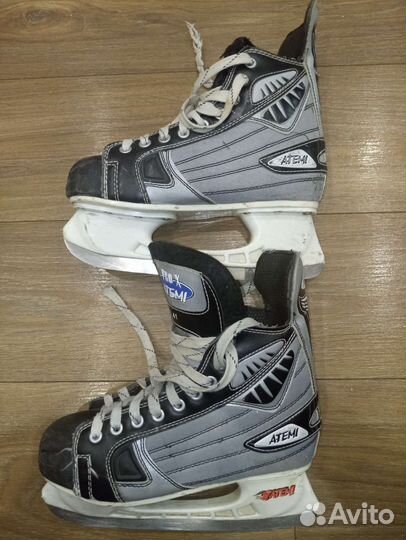 Коньки хоккейные