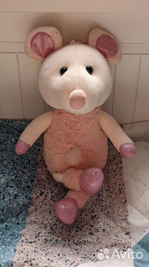 Плюшевая мышь