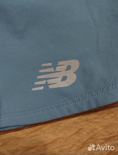 Беговые шорты New balance