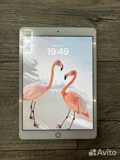 Планшет Apple iPad 10.2