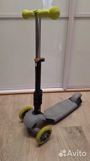 Graffiti. Самокат 2 в 1 с корзинкой