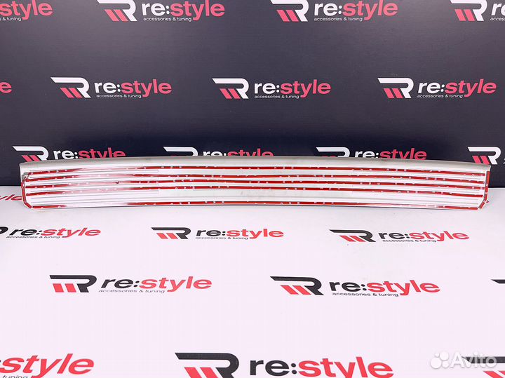 Накладка заднего бампера LX470 с Загибом