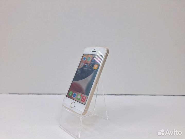 iPhone SE, 32 ГБ