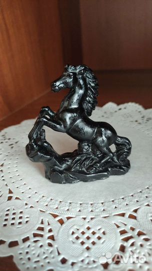 Сувенир конь