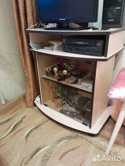Тумба под телевизор