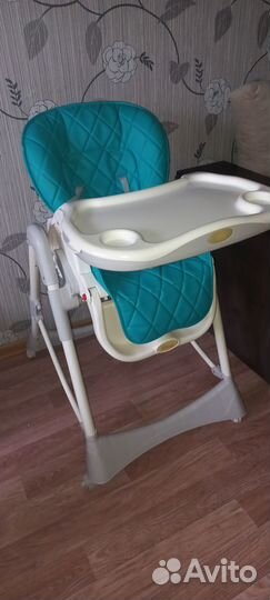 Продам столик для кормления