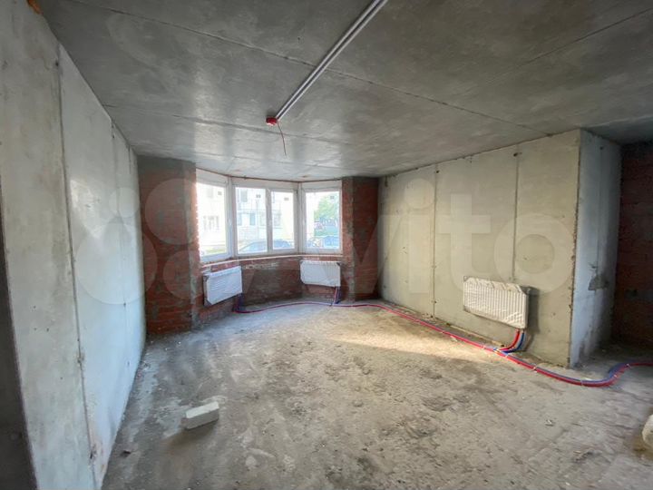 3-к. квартира, 86 м², 1/19 эт.