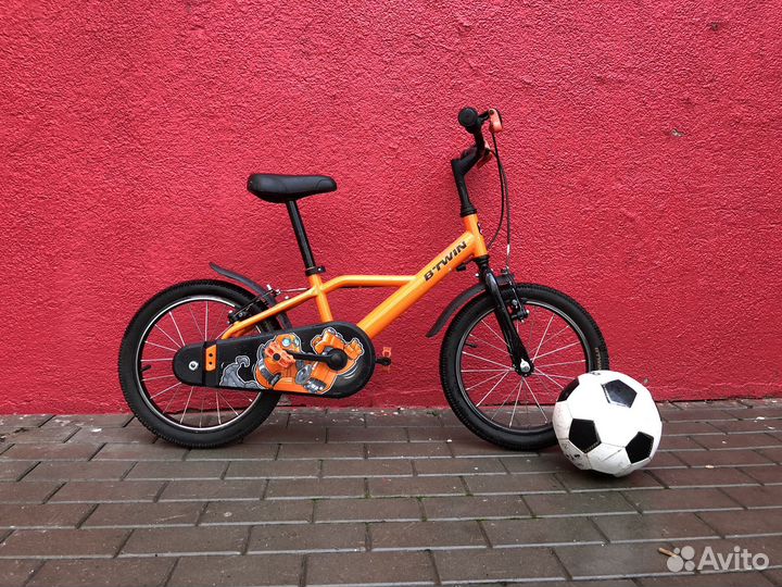 Детский велосипед btwin 16 (для двойни)