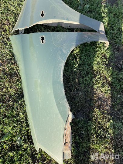 Крылья LADA granta