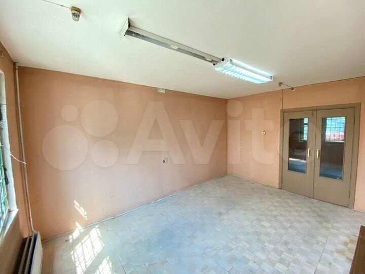 Свободного назначения, 70 м²