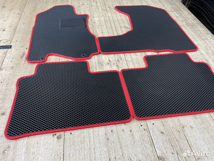 Автоковрики EVA Honda CR-V 2001-2006