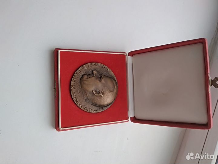 Настольные медали