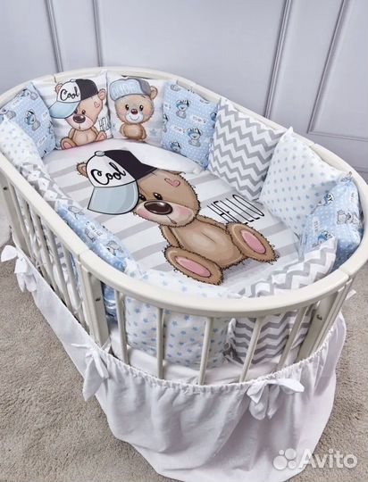 Бортики в кроватку с одеялком новые