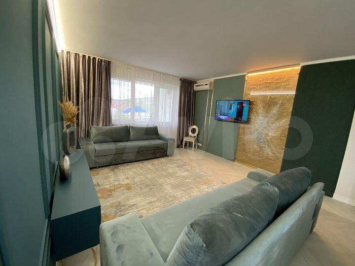 2-к. квартира, 60 м², 3/3 эт.