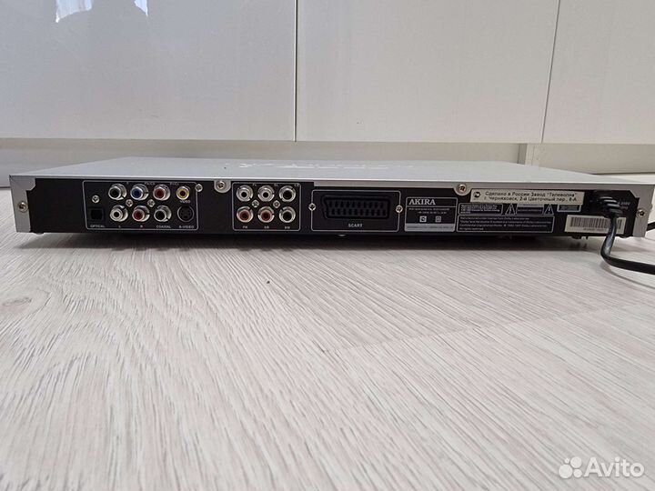 Караоке DVD плейер Akira DVD-K2402DR