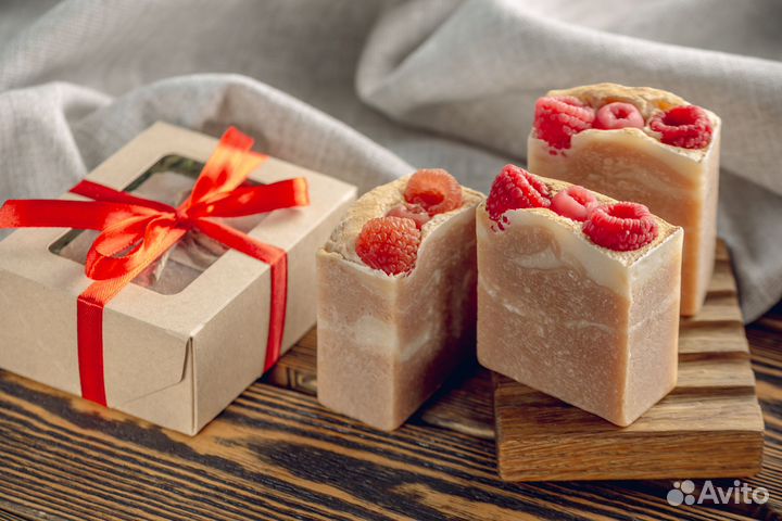 Натуральное мыло в подарочной коробочке