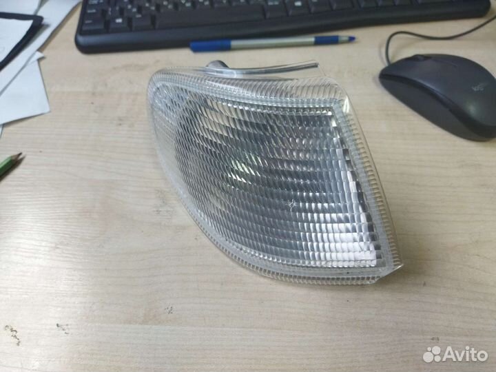 Указатель поворота ваз-2115 правый белый