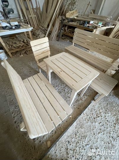 Мебель столы и стулья