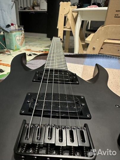 Электрогитара S by Solar