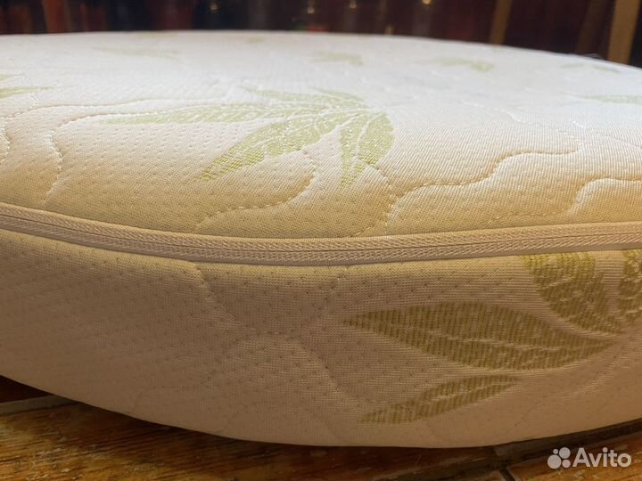 Детский круглый ортопедический матрас и простыни