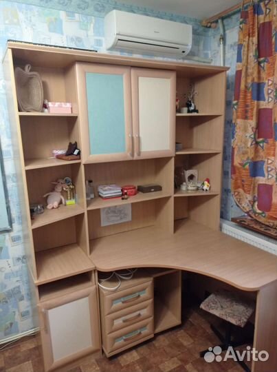 Комплект мебели - уголок школьника + шкаф