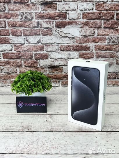 iPhone 15 Pro, 256 ГБ