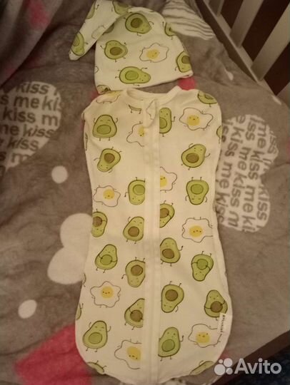 Пеленка-кокон и шапочка