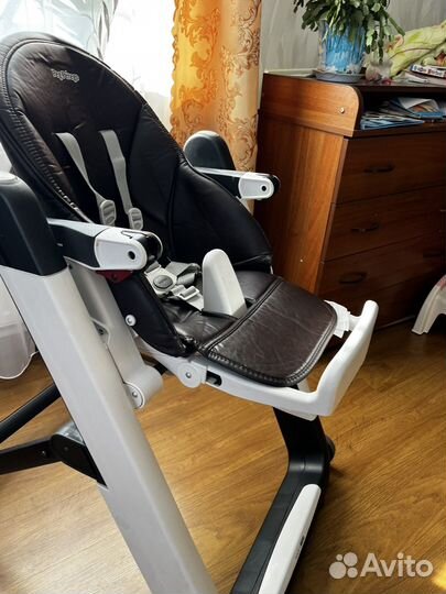 Кресло для кормления peg perego