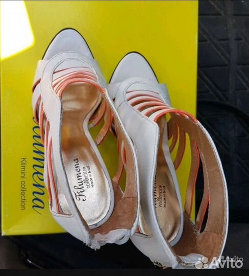 Босоножки и туфли