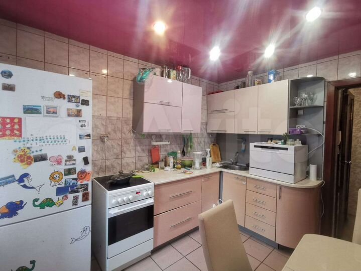 4-к. квартира, 84 м², 3/10 эт.