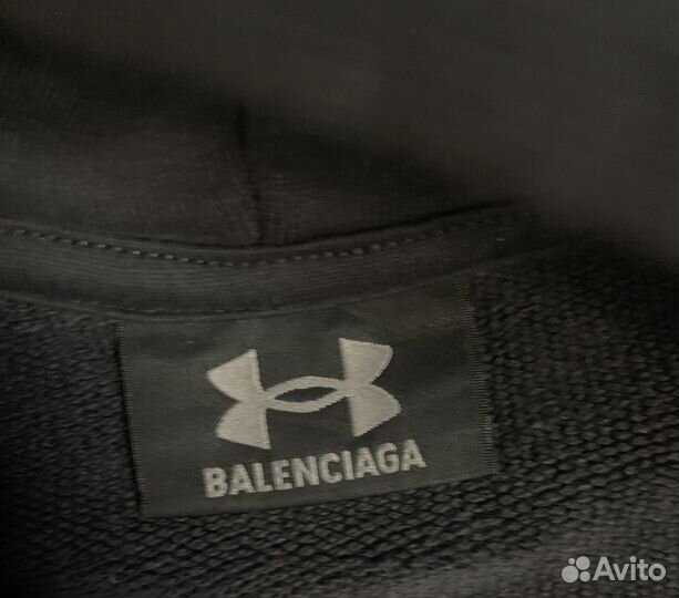 На Руках Balenciaga x Under Armour zip-up hoodie