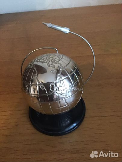 Сувенир Глобус с ракетой СССР