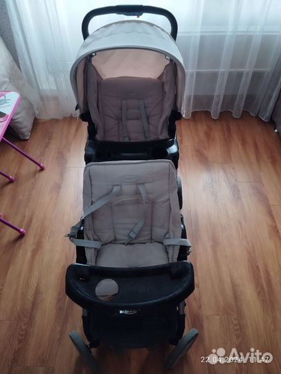 Прогулочная коляска