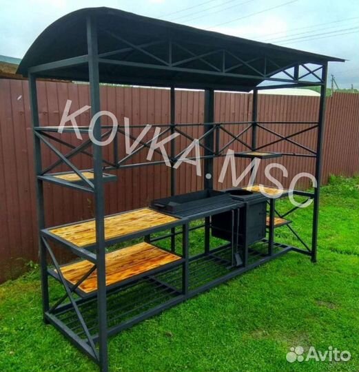 Беседка с мангалом