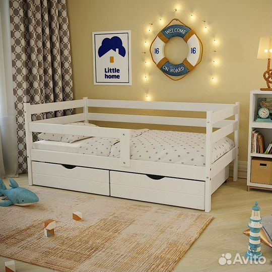 Детская кровать из массива