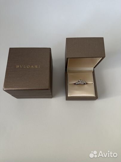 Bvlgari кольцо