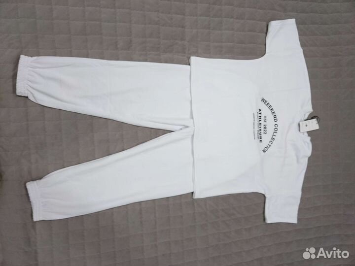 Спортивный костюм женский новый