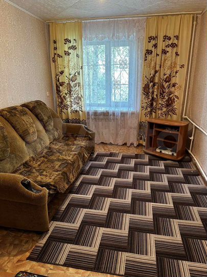 Комната 13 м² в 4-к., 1/5 эт.